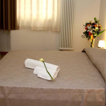 Dimoraviapiadue Appartement Savona Buitenkant foto