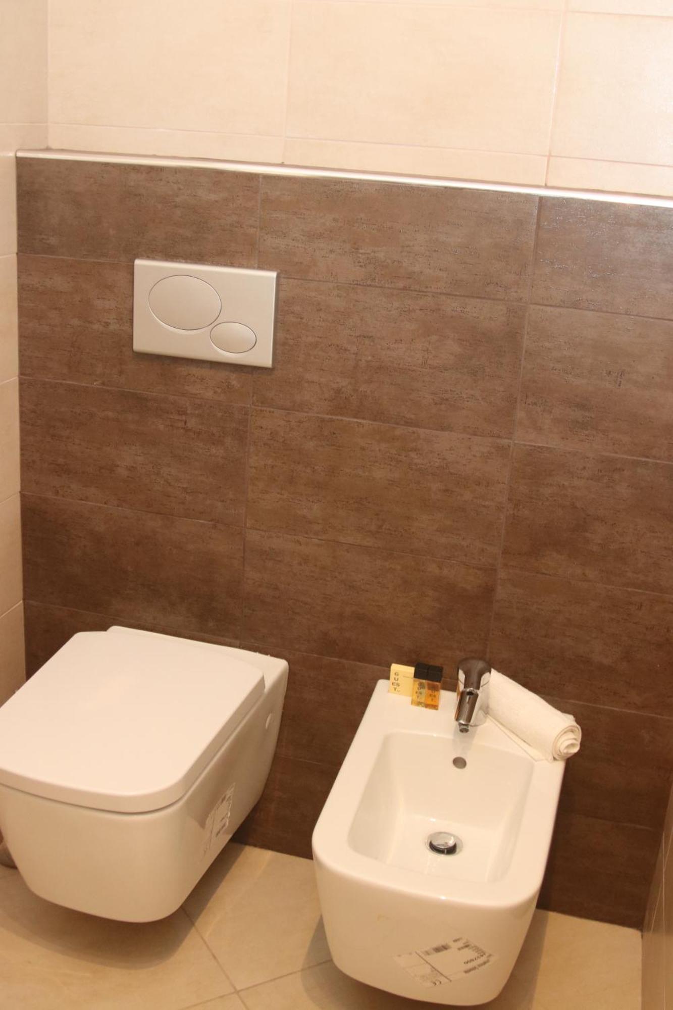 Dimoraviapiadue Appartement Savona Buitenkant foto
